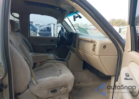 2002 Chevrolet Silverado 2500Hd Ls z USA, uszkodzony, nr VIN 1GCHK23UX2F183592